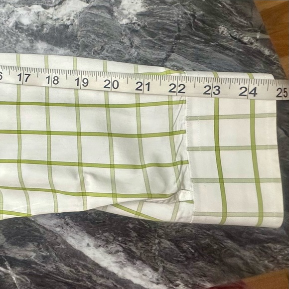 Men’s Tommy Hilfiger Dress Shirt - XL 17 1/2 - 18 - Picture 6 of 10